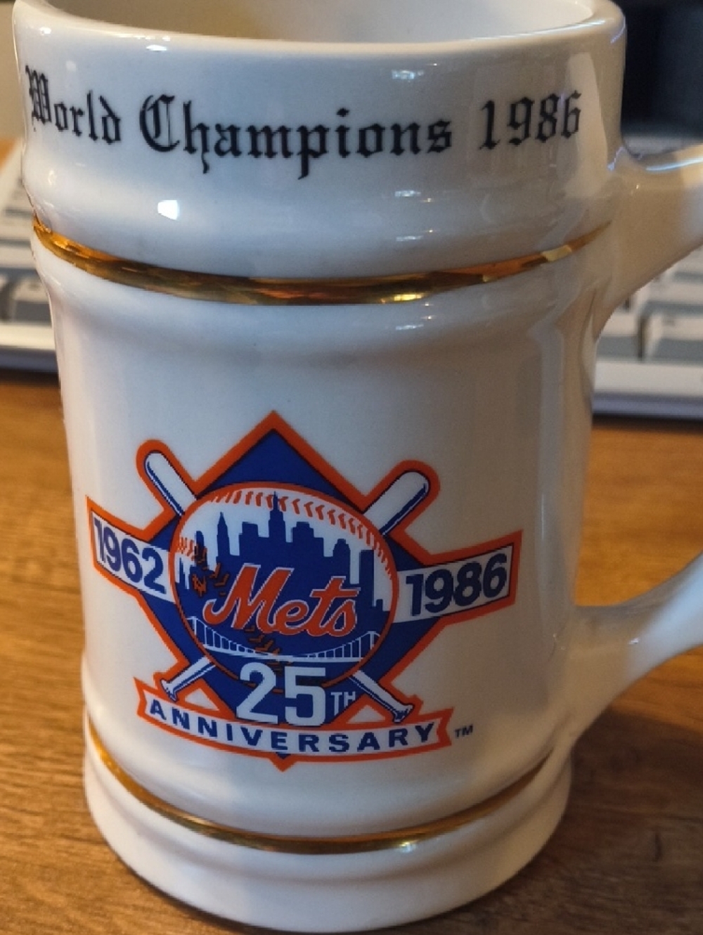 Vintage 1986 New York Mets World Series Champions 25th Anniversary Beer Stein - Picture 6 of 8